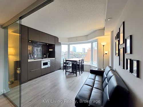155 Yorkville Ave Photo 1