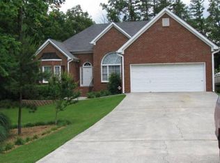 24 Harbor Ln, White, GA 30184