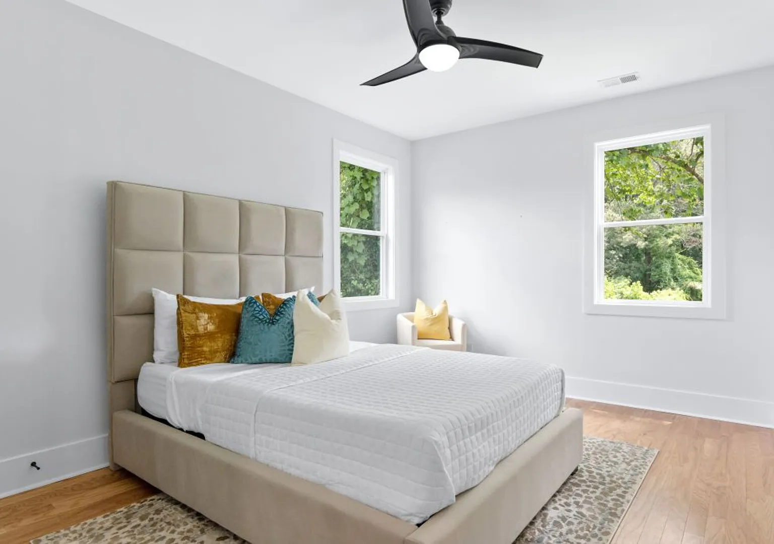 College Park Executive Oasis — Photo 4