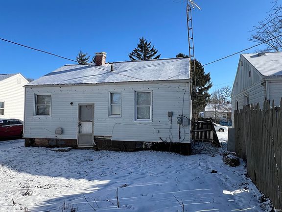 4th image of 525 S Wellington St
