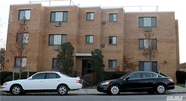 1st image of 17020 Crocheron Ave APT 106