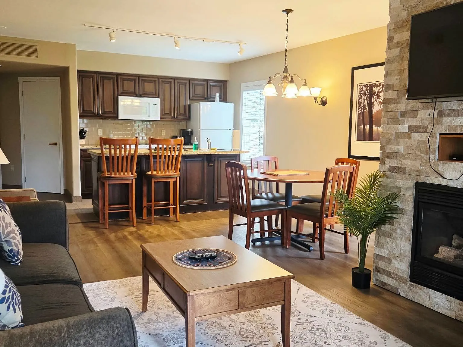 1 bed, $2,250 — Photo 4