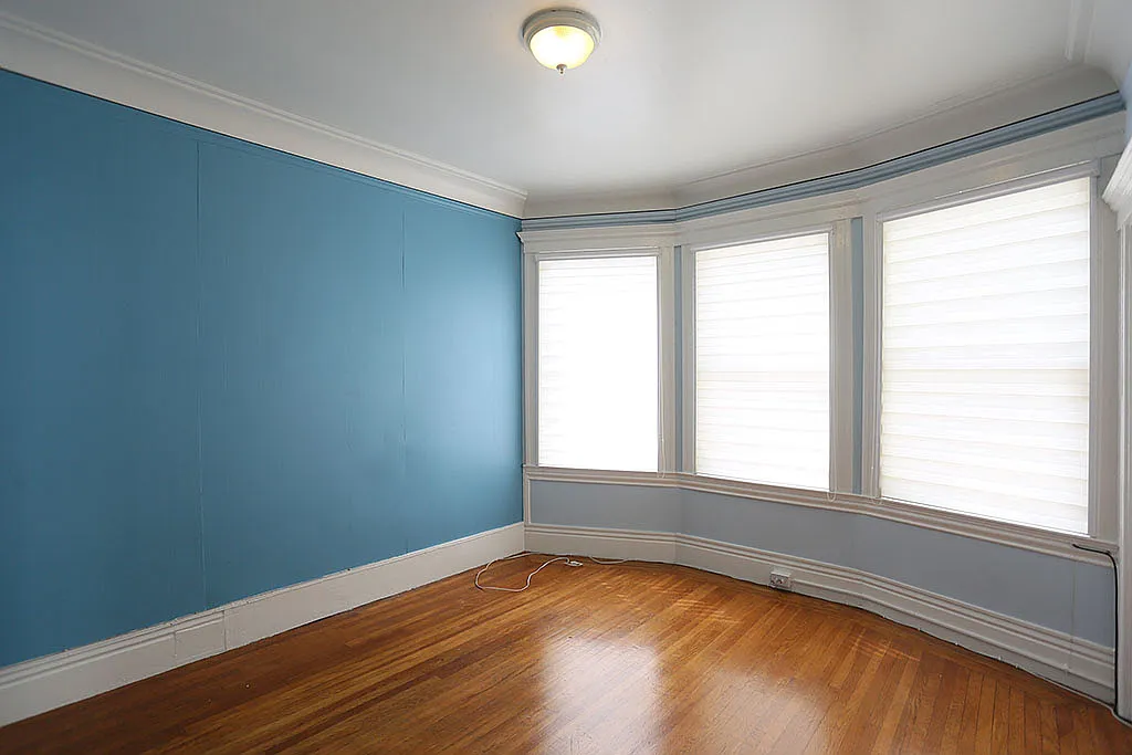 2 bed, $4,200 — Photo 2