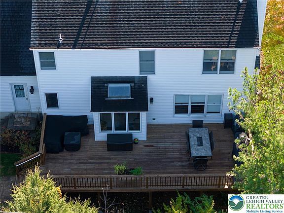 5th image of 3707 Oakwood Trl