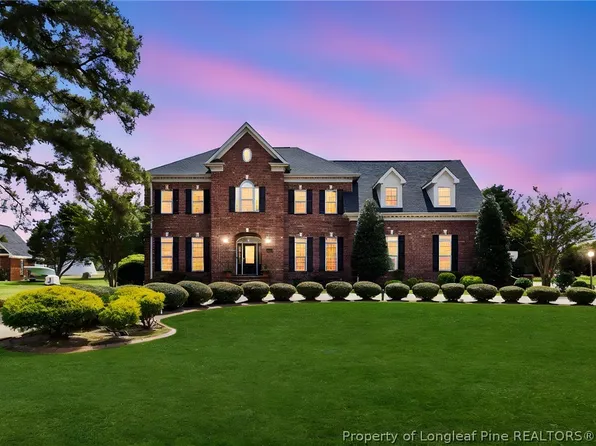 1207 Wild Pine Dr, Fayetteville, NC 28312