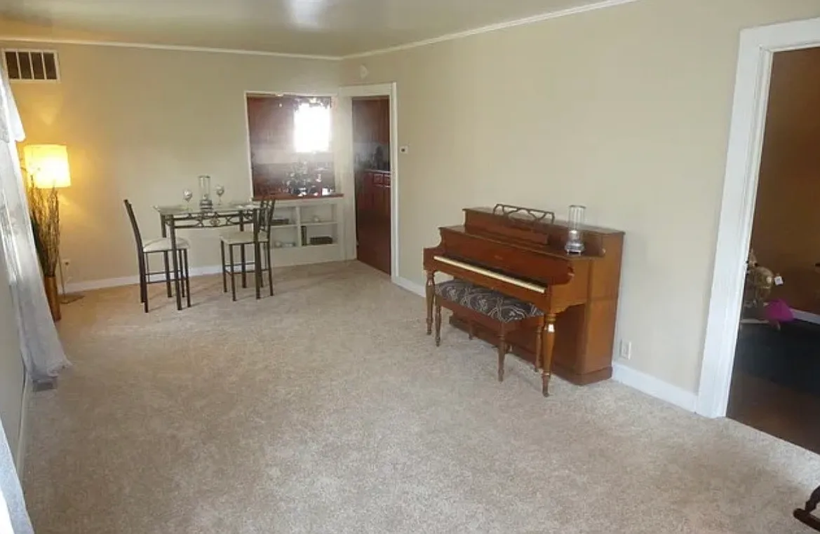 3 bed, 2.0 bath, 1533 sqft, $2,550 — Photo 3