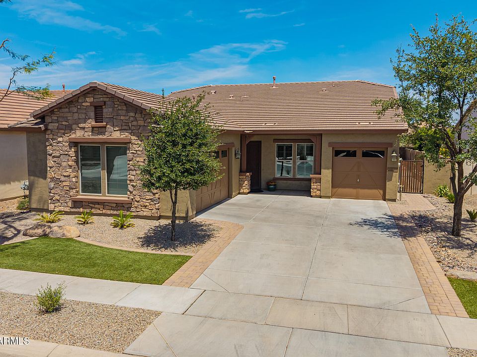 1st image of 3920 E HORSESHOE Place