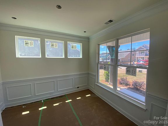 3rd image of 2326 Windley Dr Lot 38