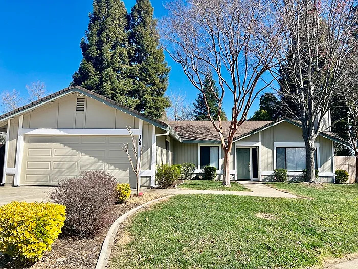 108 Gallagher Ct photo 1