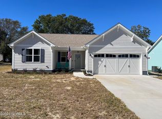101 5th St N, Carolina Beach, NC 28428