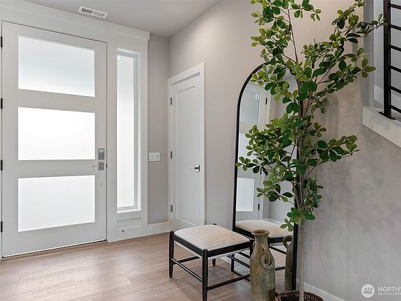 3rd image of 7825 NE 143rd Street
