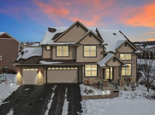 6260 Peony Ln N, Maple Grove, MN 55311