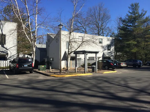 (undisclosed Address), Farmington, CT 06032