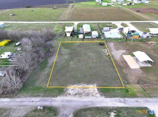 1110-1112 W Toledo St, Seadrift, TX 77983