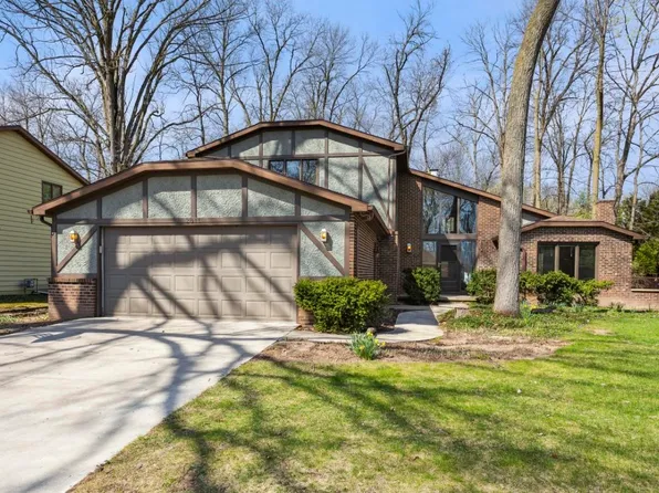 2811 S Carpenter St, Appleton, WI 54915