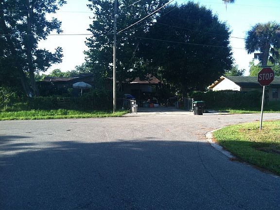 4th image of 533 Carver Blvd