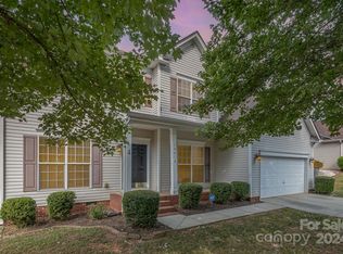 18412 Torrence Chapel Estates Cir, Cornelius, NC 28031