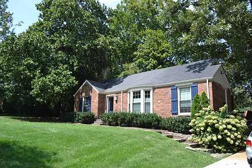 1140 Brookmeade Dr Photo 1