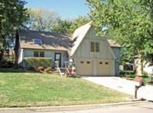 1009 Holiday Dr, Lawrence, KS 66049
