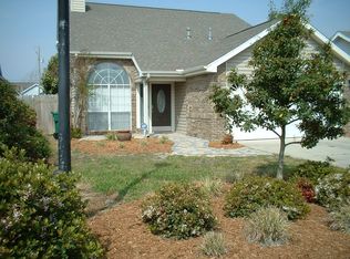 416 Bristol Cv, Mary Esther, FL 32569