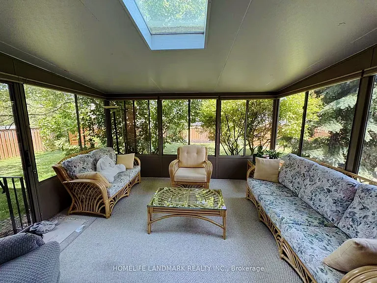 299 Louise Ct — Photo 13