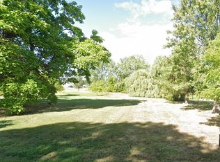 Hamilton St, Albion, NY 14411