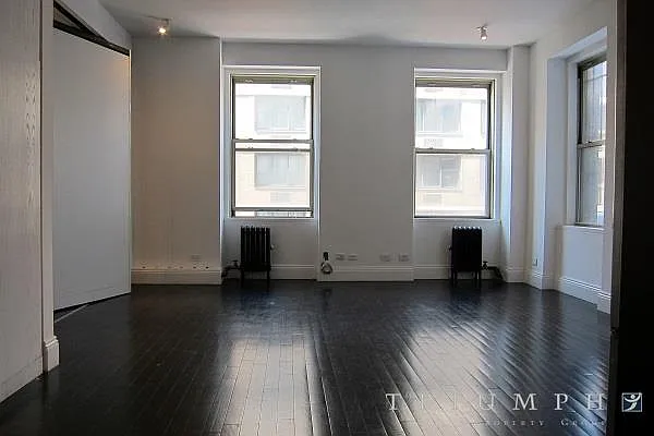 Rented by Triumph Property Group | media 23