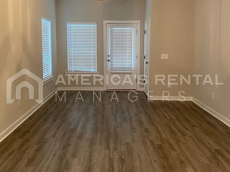 610 County Road 1616 — Photo 3