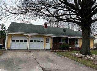 404 E Buchanan Ave, Fairfield, IA 52556