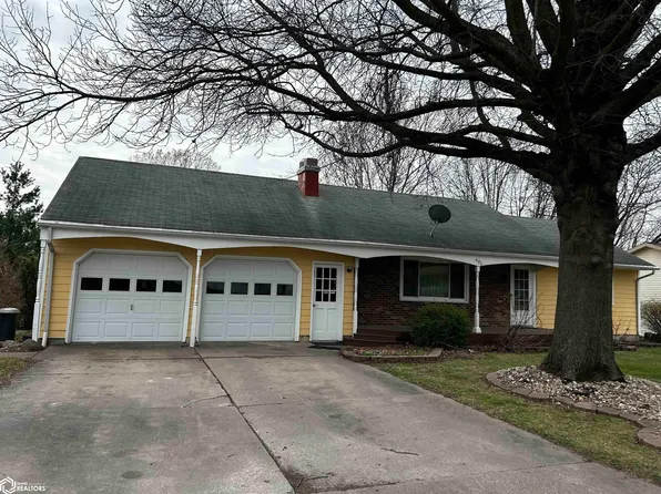 404 E Buchanan Ave, Fairfield, IA 52556
