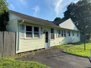 27 Feeding Hills Rd, Southwick, MA 01077