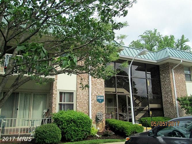 1st image of 3600 Gleneagles Dr #7-2B