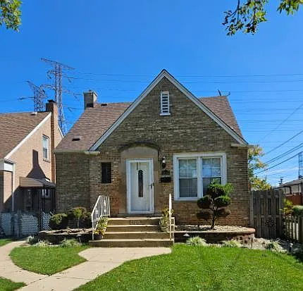11143 S Avenue B photo 1
