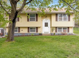 85 Tower St, Hudson, MA 01749