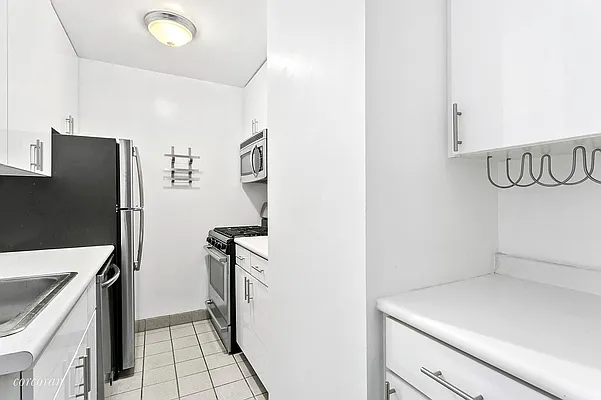 Rented by Corcoran | media 13
