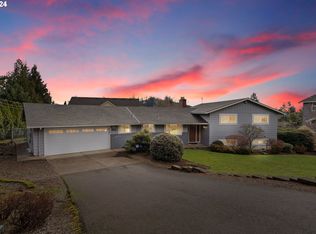 10990 SE Vista View Ln, Happy Valley, OR