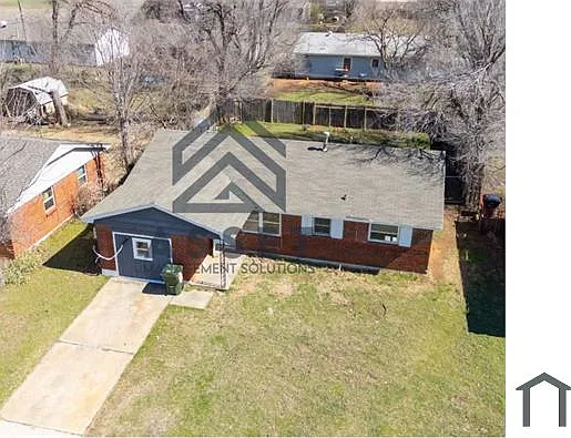 1216 McGregor Dr — Photo 5