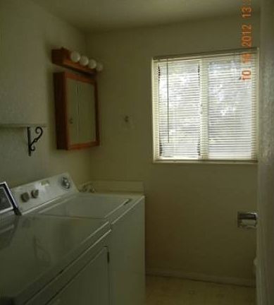 bathroom/laundry