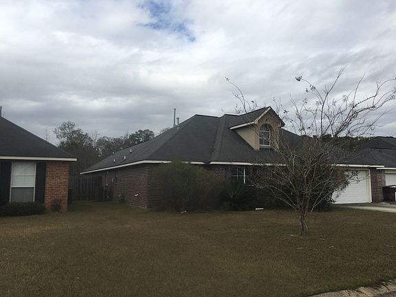 4th image of 26481 Parkwood Dr