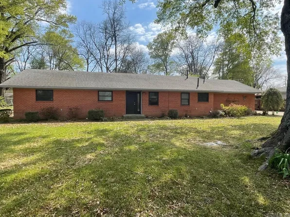 407 College St, Marvell, AR 72366