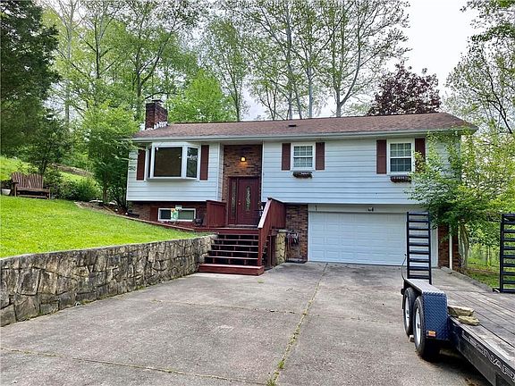 2nd image of 64 Rocky Ln