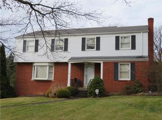 2450 Huntington Dr, Pittsburgh, PA 15241