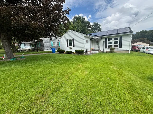 36 Deepwood Dr, Waterbury, CT 06708