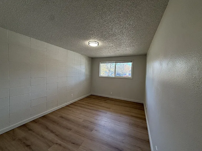 1005 W 7th Ave #5 — Photo 8