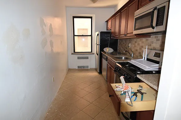 Rented by Zuz Realty | media 4