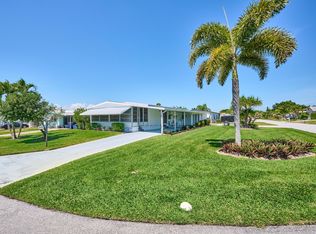 7077 SE Delegate St, Hobe Sound, FL 33455