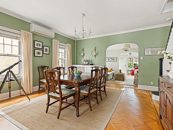 4th image of 7709 Colonial Rd