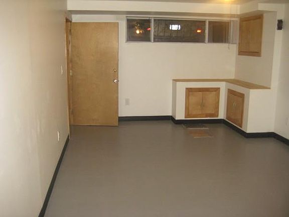 3rd image of 659 Park Ave