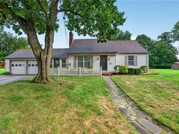 140 Shadyside Ct, Alliance, OH 44601