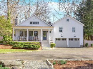 10 Lone Pine Ln, Westport, CT 06880